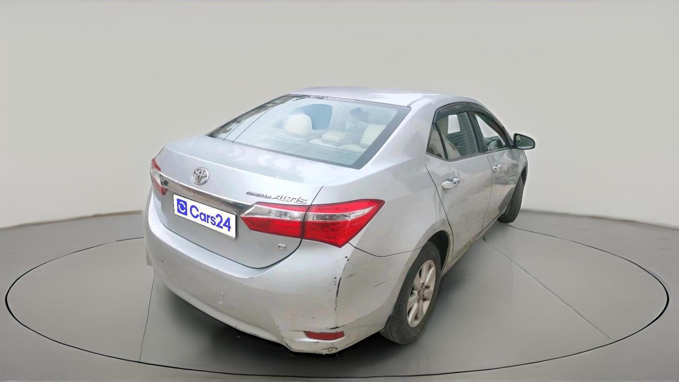 2015 Toyota Corolla Altis G CVT PETROL, Petrol, Automatic, 1,21,233 km, exterior