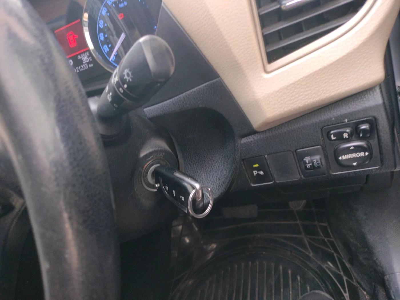 2015 Toyota Corolla Altis G CVT PETROL, Petrol, Automatic, 1,21,233 km, interior