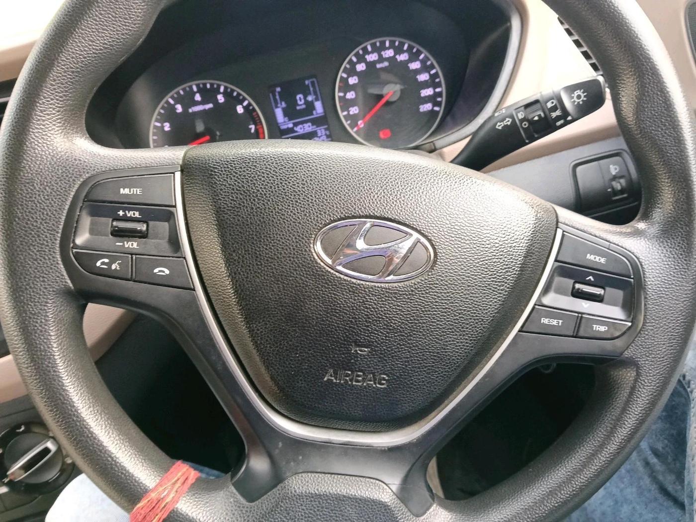 2020 Hyundai Elite i20 SPORTZ PLUS 1.2, Petrol, Manual, 51,249 km, interior
