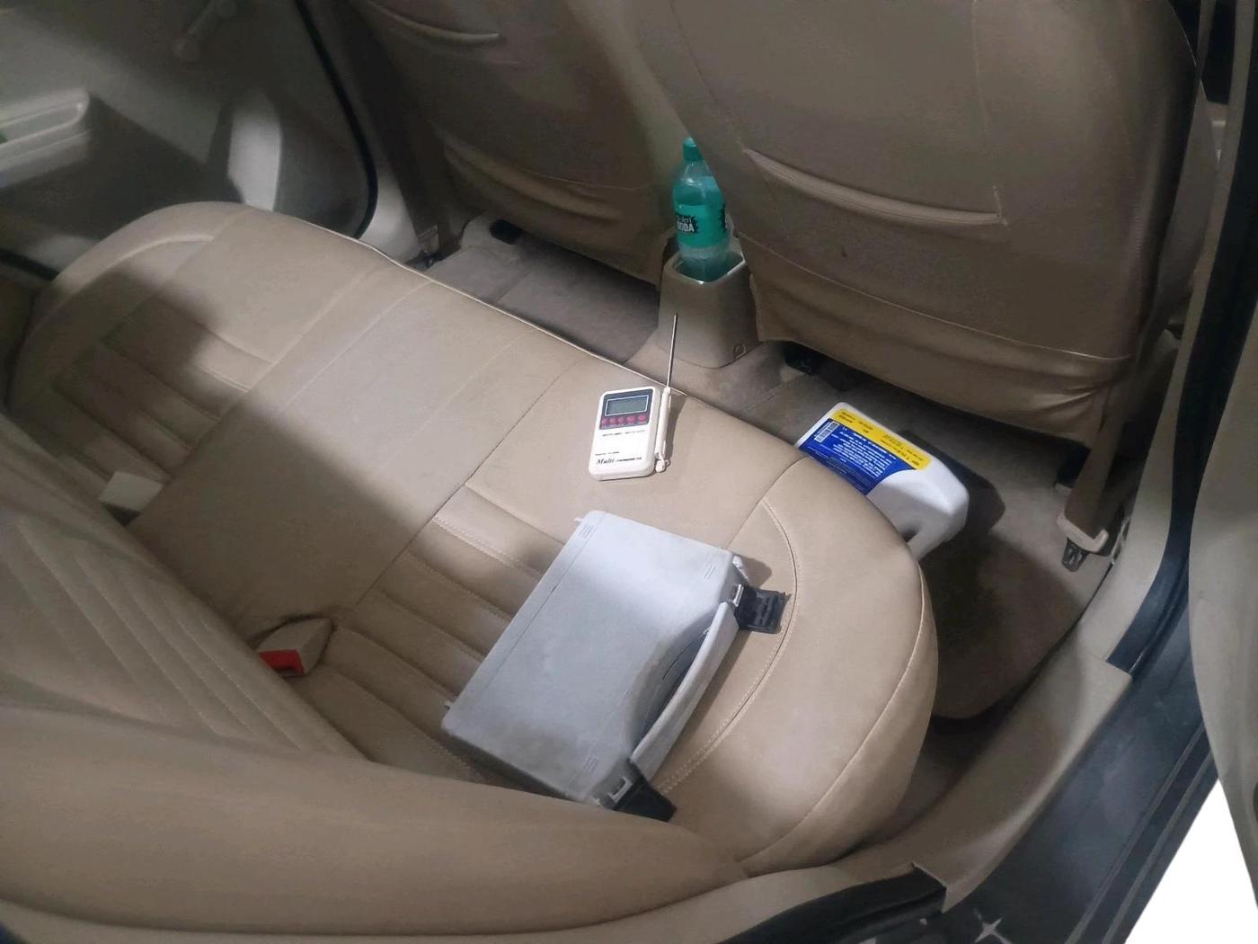 2022 Maruti Dzire LXI, Petrol, Manual, 18,109 km, interior