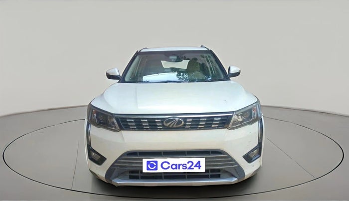 2019 Mahindra XUV300 W8 (O) 1.2 PETROL, Petrol, Manual, 71,338 km, exterior