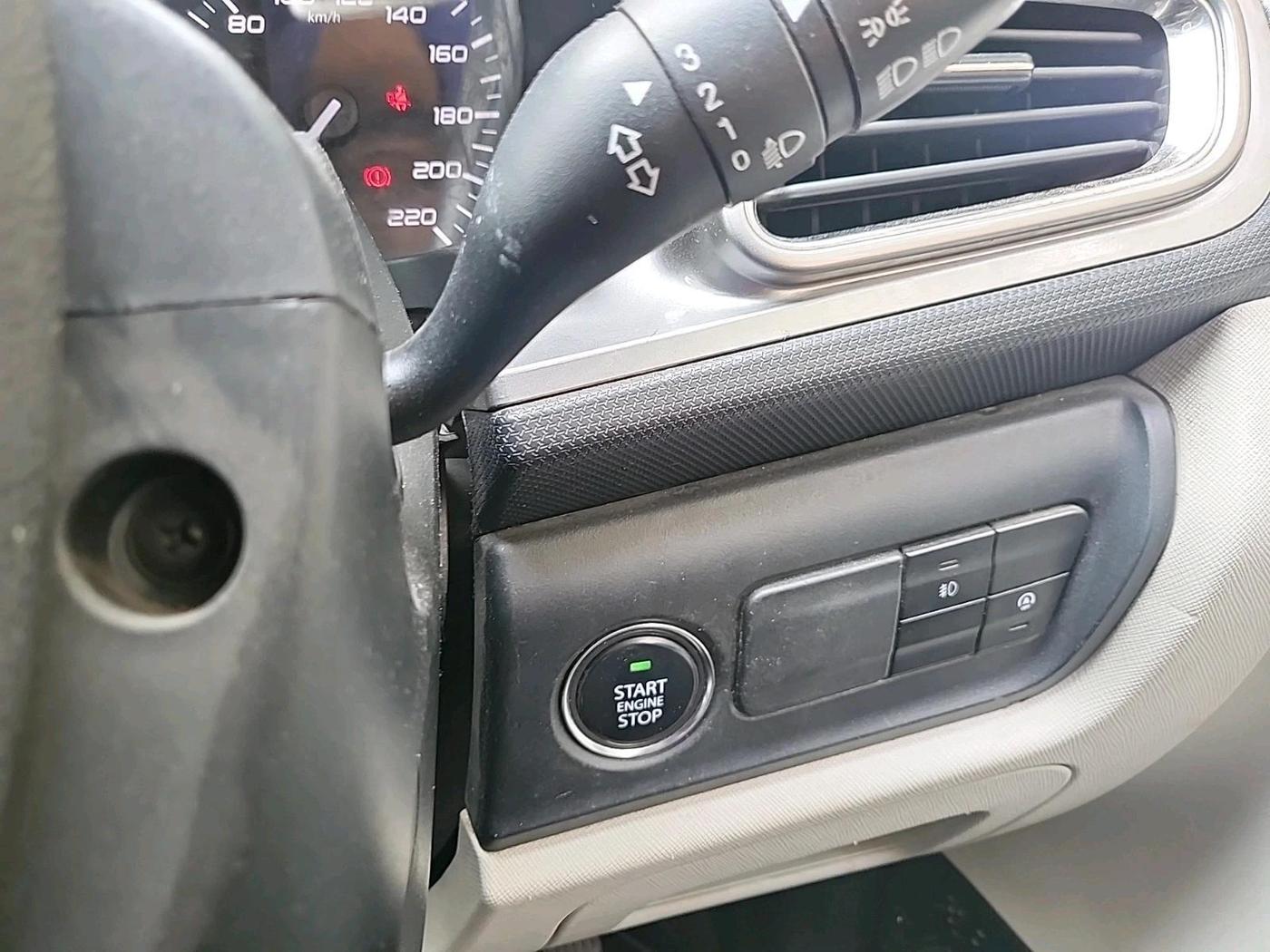 2022 Tata ALTROZ XT PETROL, Petrol, Manual, 1,02,209 km, interior