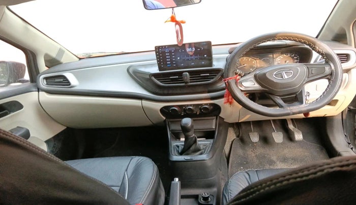 2022 Tata ALTROZ XE PETROL, Petrol, Manual, 60,805 km, interior