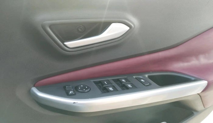 2023 Nissan MAGNITE XL, Petrol, Manual, 19,906 km, interior