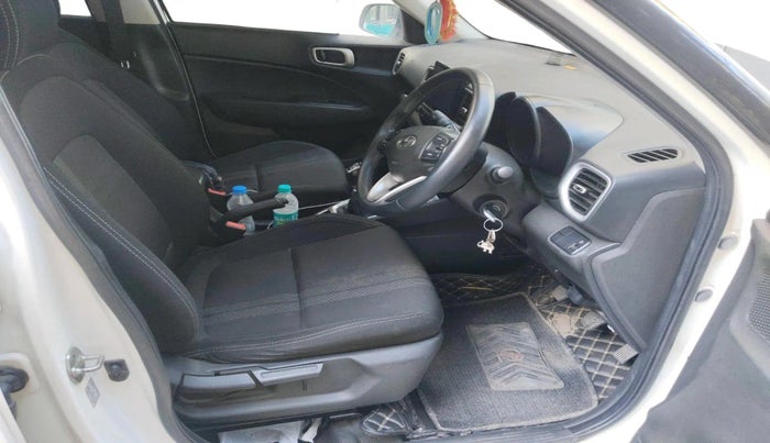 2019 Hyundai VENUE SX 1.0 TURBO, Petrol, Manual, 58,254 km, interior