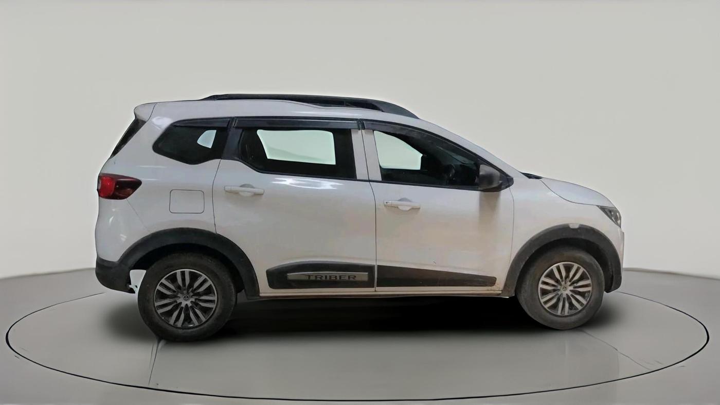 2020 Renault TRIBER RXE MT, CNG, Manual, 71,545 km, exterior