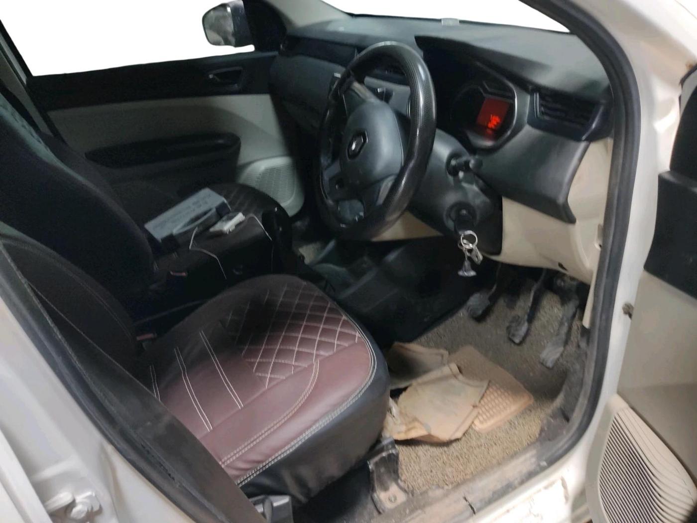 2020 Renault TRIBER RXE MT, CNG, Manual, 71,545 km, interior