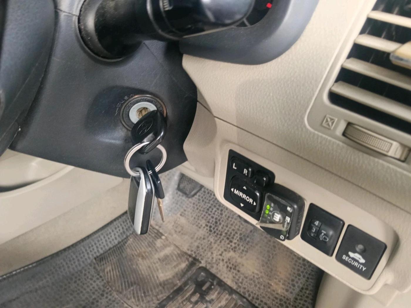 2012 Toyota Corolla Altis G PETROL, CNG, Manual, 1,30,175 km, interior