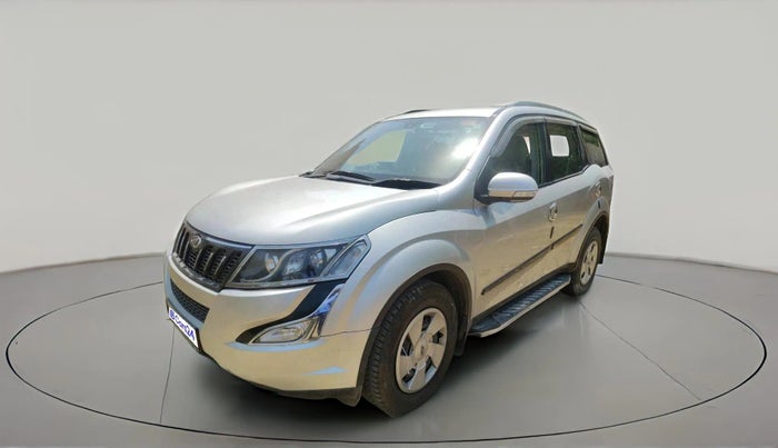 2017 Mahindra XUV500 W6 1.99, Diesel, Manual, 67,597 km, exterior