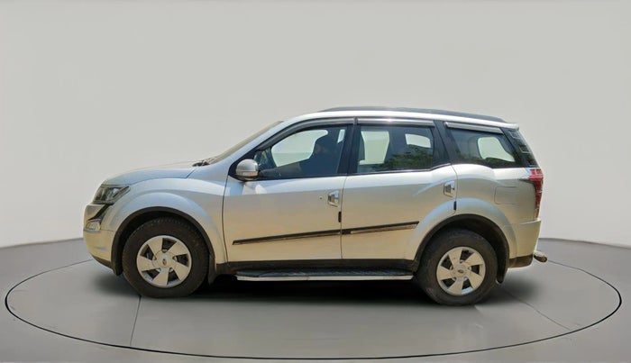 2017 Mahindra XUV500 W6 1.99, Diesel, Manual, 67,597 km, exterior