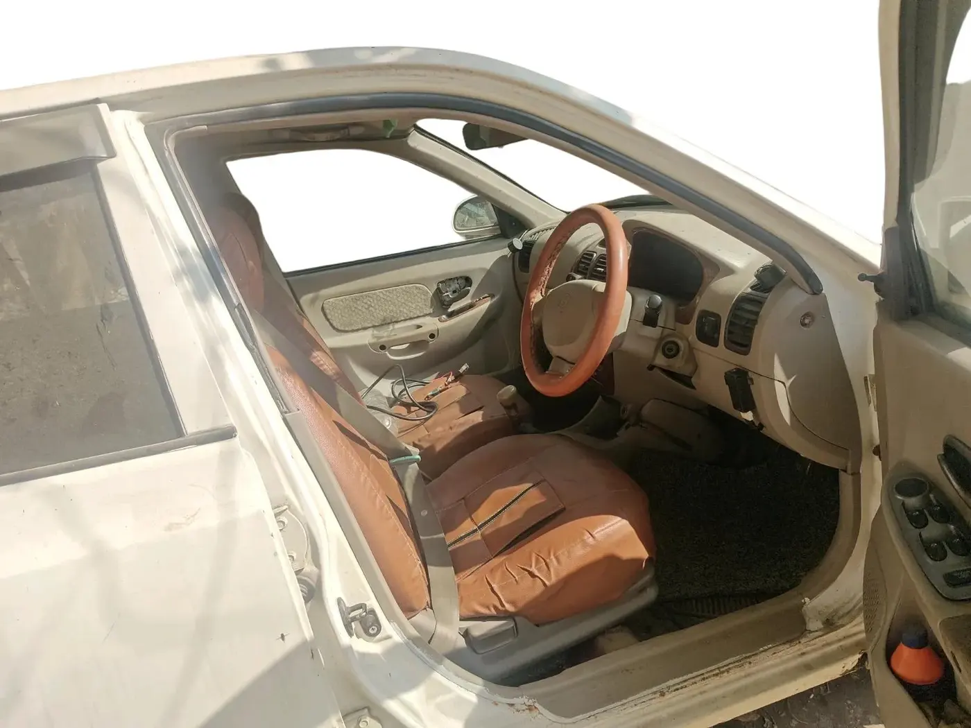 2011 Hyundai Accent EXECUTIVE, CNG, Manual, 1,20,380 km, interior