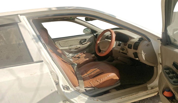 2011 Hyundai Accent EXECUTIVE, CNG, Manual, 1,20,380 km, interior