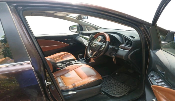 2017 Toyota Innova Crysta 2.8 GX AT 7 STR, Diesel, Automatic, 1,48,984 km, interior