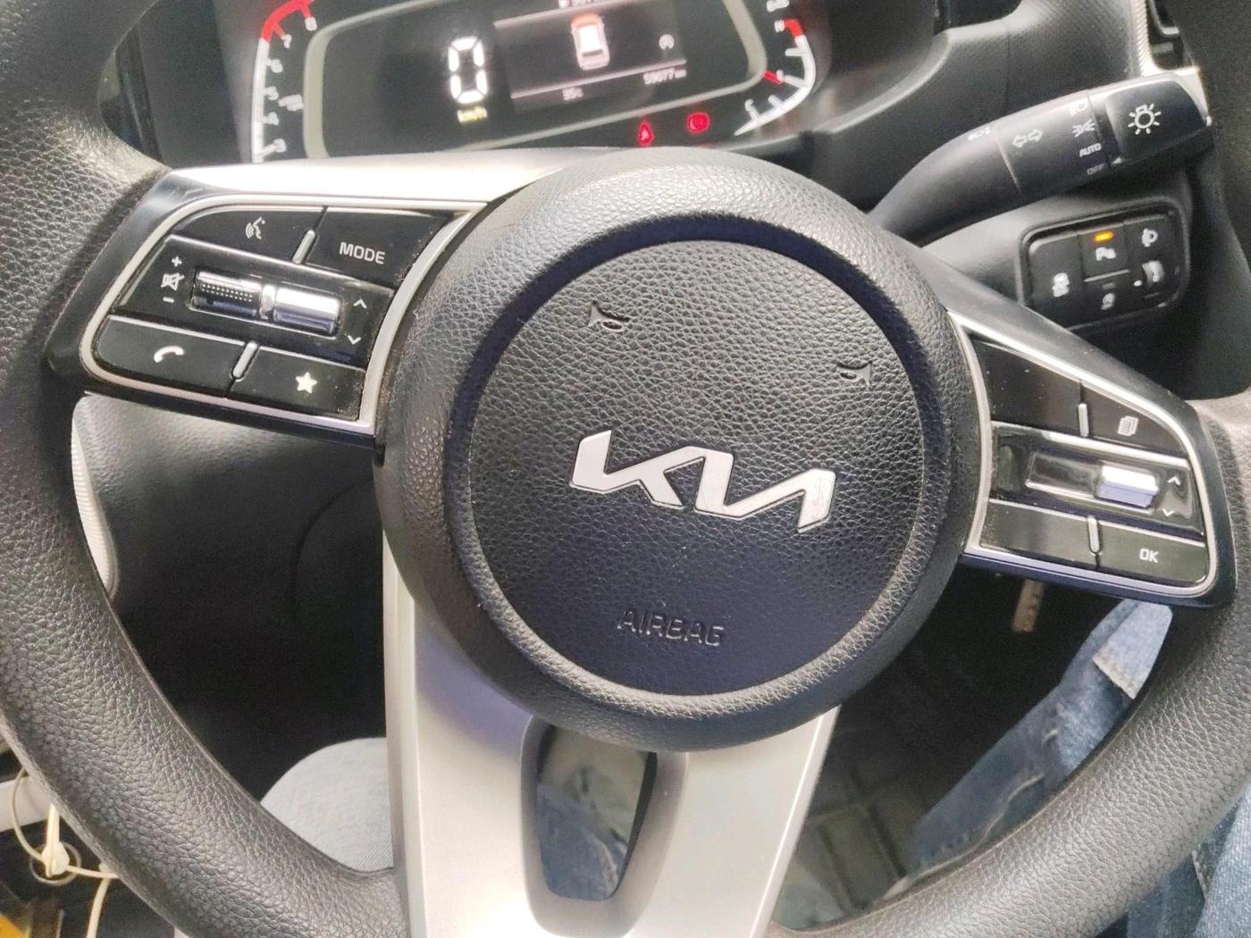 2024 KIA SONET HTK (O) 1.2 Petrol MT, Petrol, Manual, 59,079 km, interior