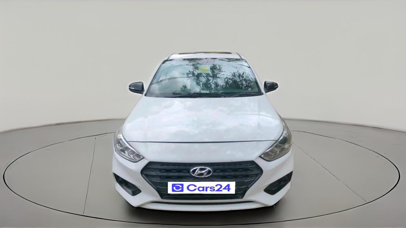 2017 Hyundai Verna 1.6 SX (O) CRDI MT, Diesel, Manual, 78,662 km, exterior