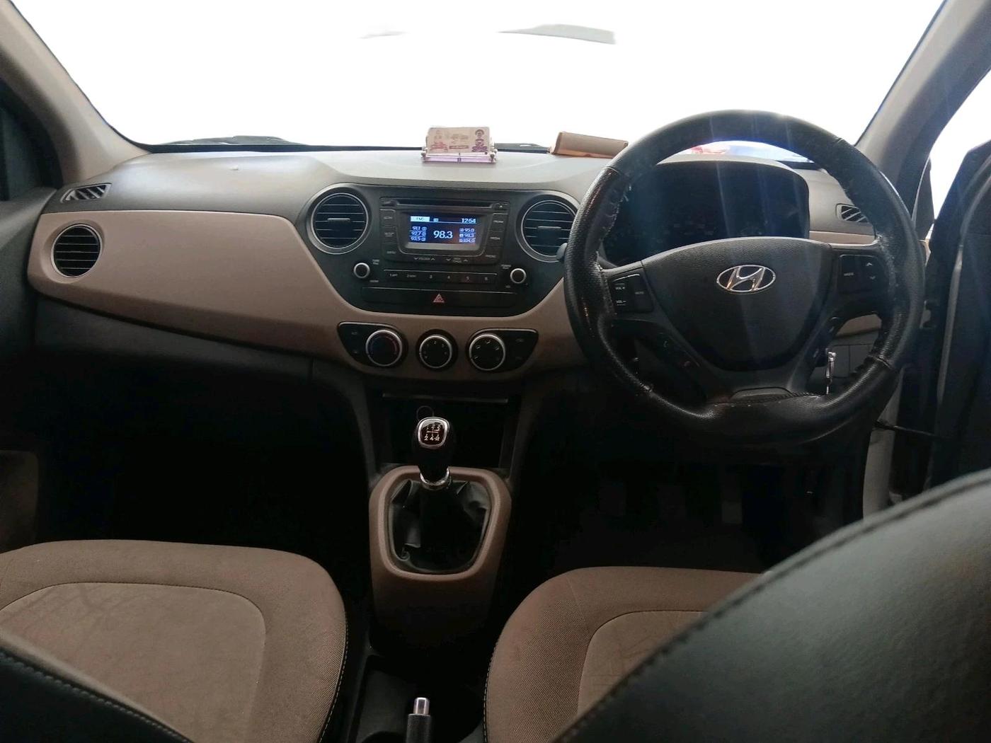 2014 Hyundai Xcent S (O) 1.2, Petrol, Manual, 41,296 km, interior