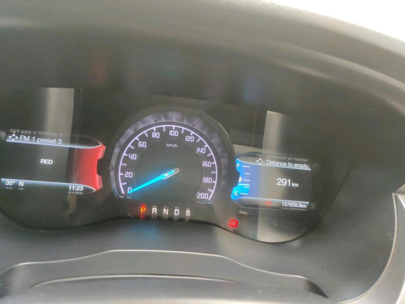 2016 Ford Endeavour TREND 2.2 4X2 AT, Diesel, Automatic, 1,37,838 km, interior