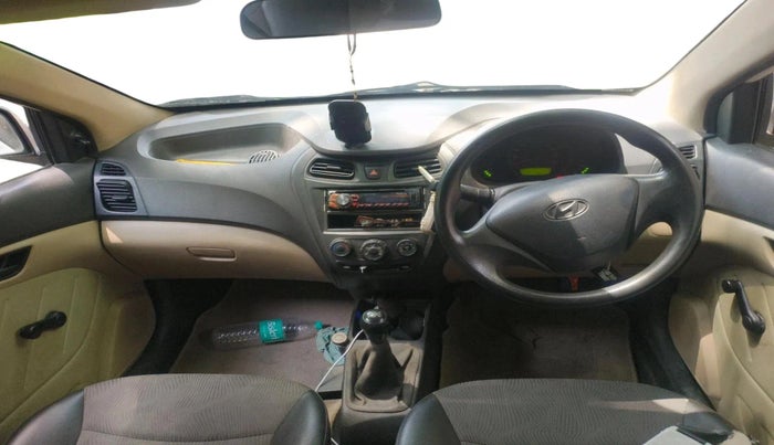 2013 Hyundai Eon ERA +, Petrol, Manual, 1,04,174 km, interior