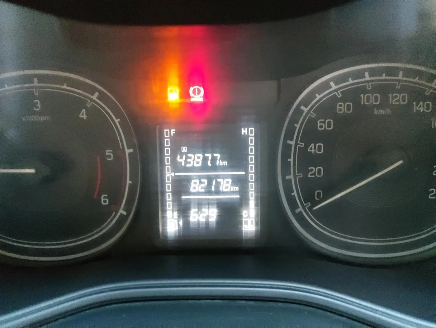2017 Maruti Vitara Brezza VDI (O), Diesel, Manual, 82,178 km, interior