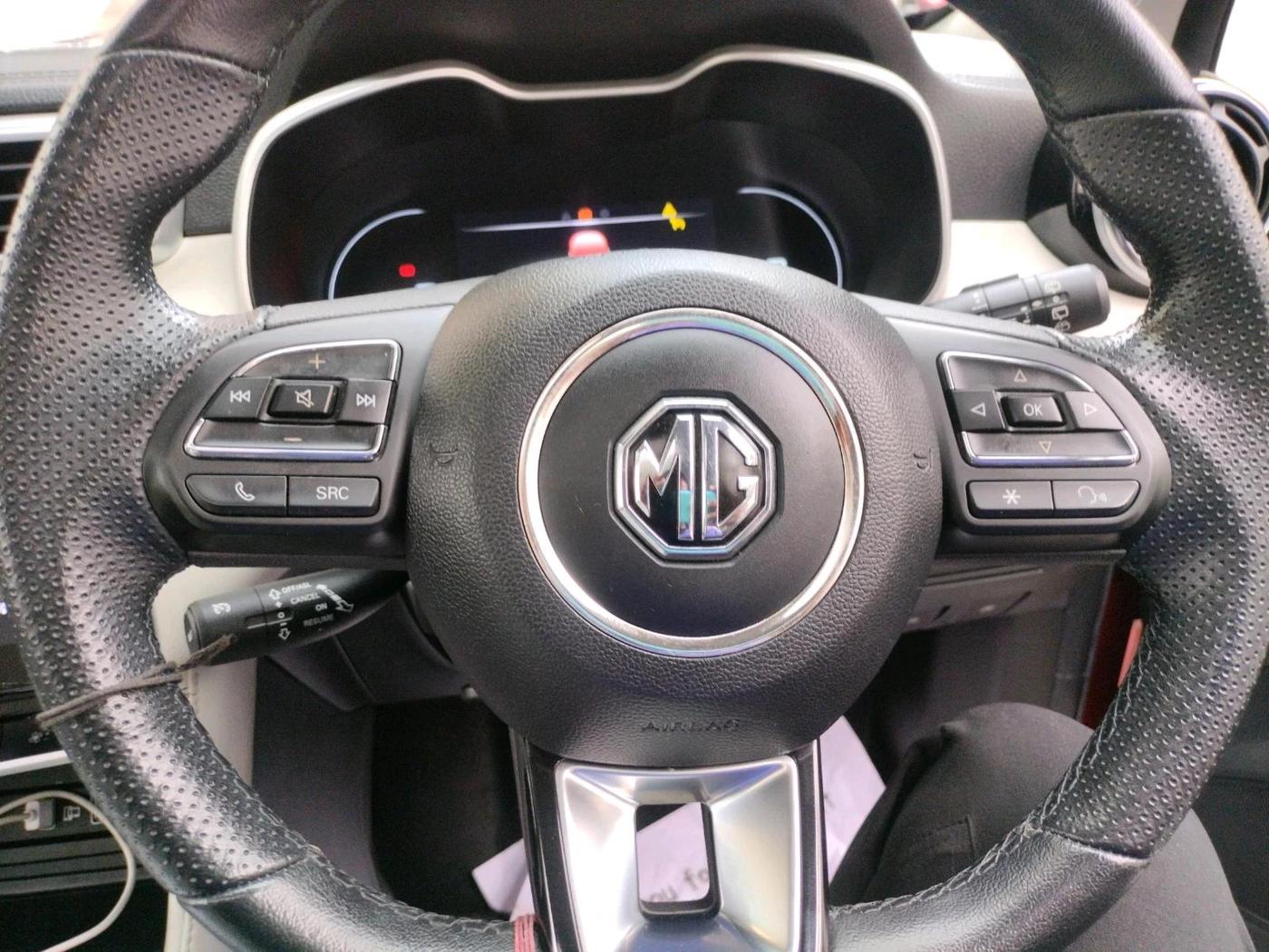 2022 MG ASTOR SHARP 1.5 CVT, Petrol, Automatic, 14,211 km, interior