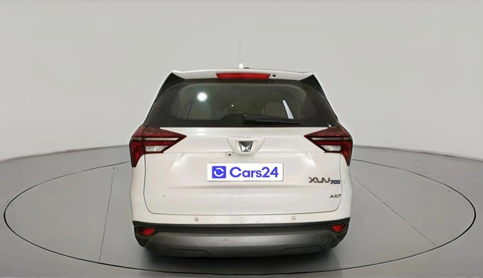 2022 Mahindra XUV700 AX 7 P AT 7 STR, Petrol, Automatic, 64,298 km, exterior