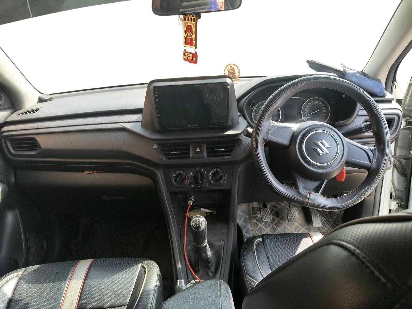 2023 Maruti BREZZA LXI S- CNG, CNG, Manual, 49,447 km, interior
