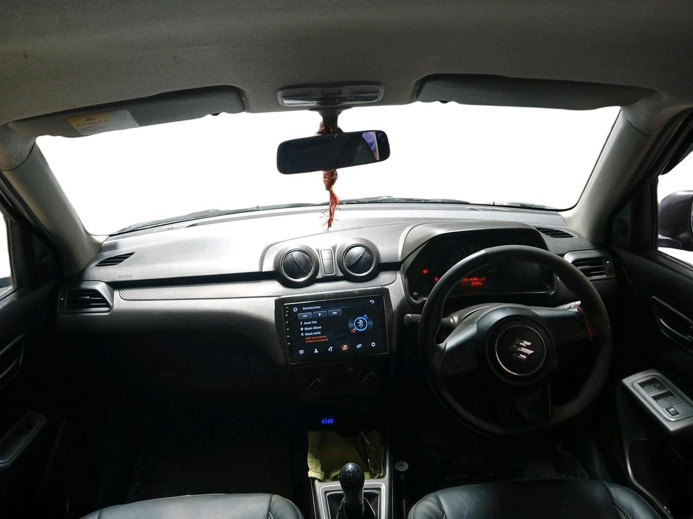 2021 Maruti Swift LXI, CNG, Manual, 84,883 km, interior