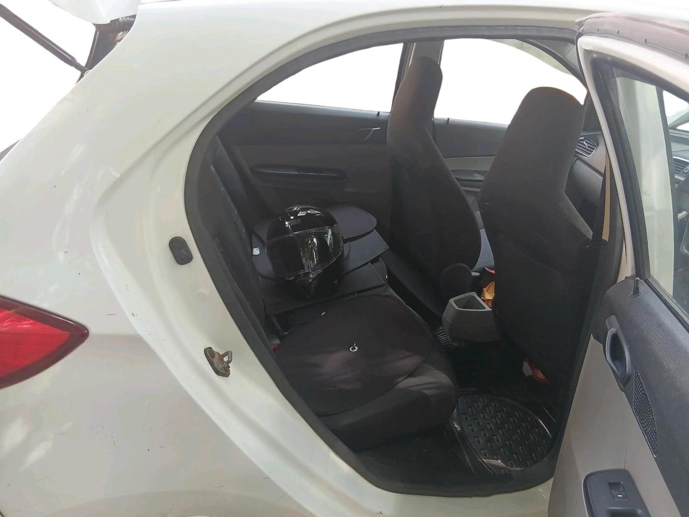 2016 Tata Tiago XT PETROL, Petrol, Manual, 80,802 km, interior