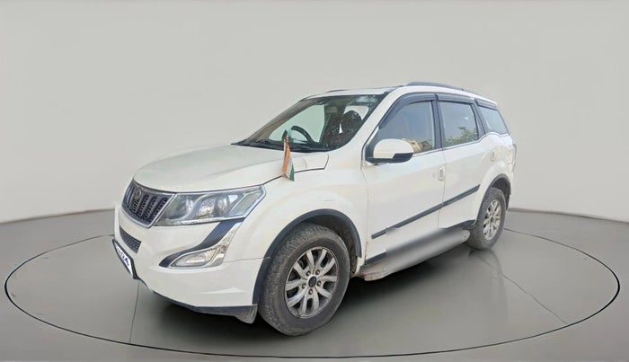 2017 Mahindra XUV500 W10 1.99, Diesel, Manual, 1,68,618 km, exterior
