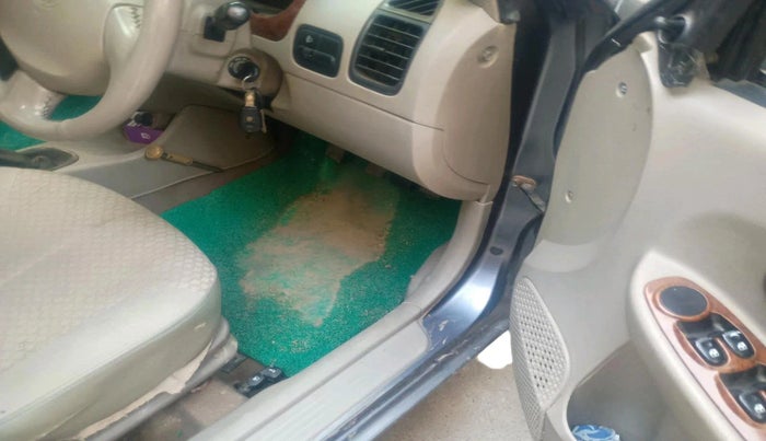 2011 Hyundai Accent GLE, Petrol, Manual, 88,578 km, interior