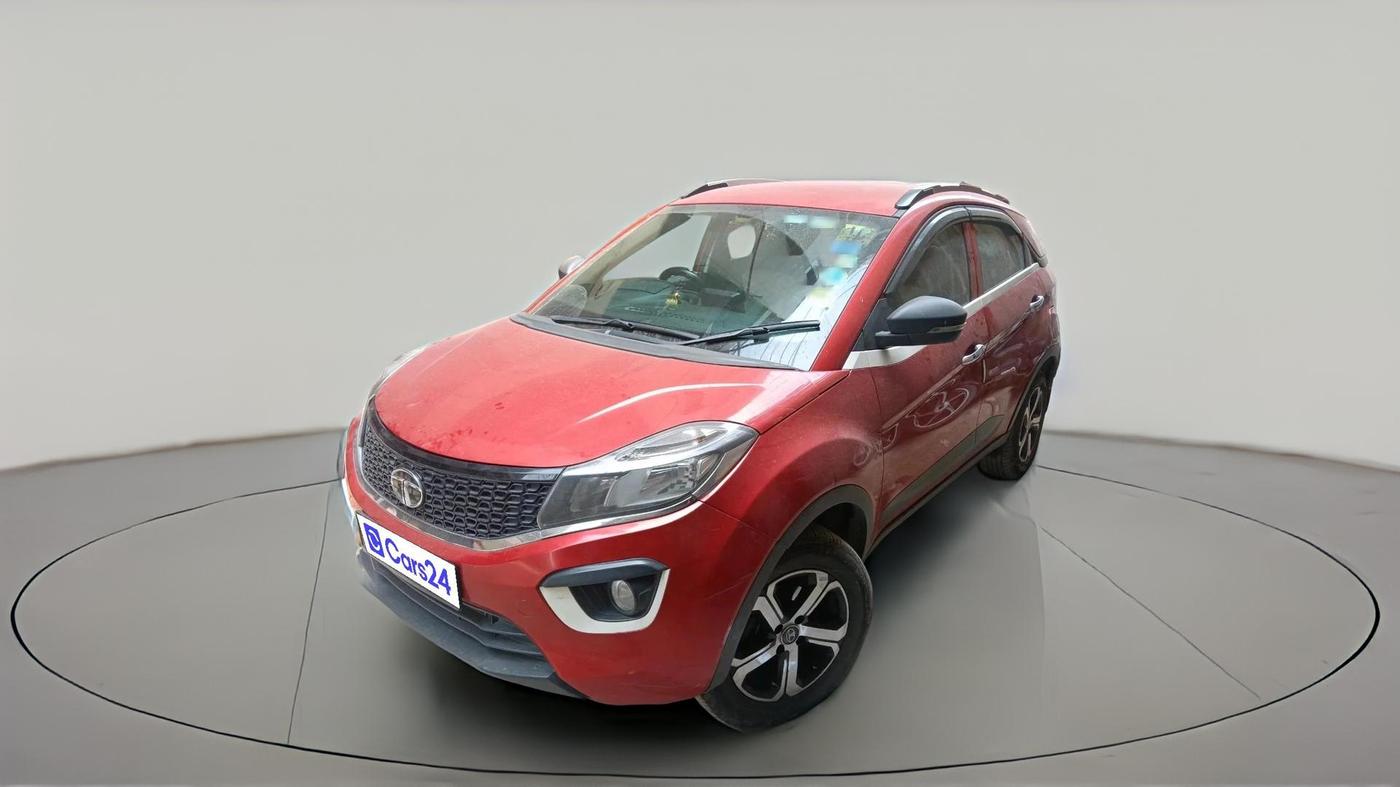 2018 Tata NEXON XM PETROL, CNG, Manual, 1,02,461 km, exterior