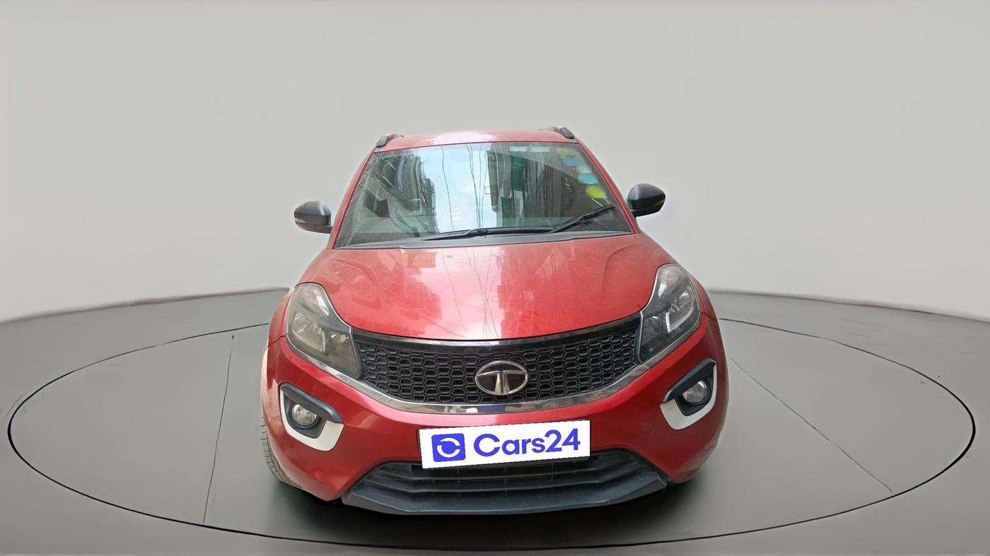 2018 Tata NEXON XM PETROL, CNG, Manual, 1,02,461 km, exterior