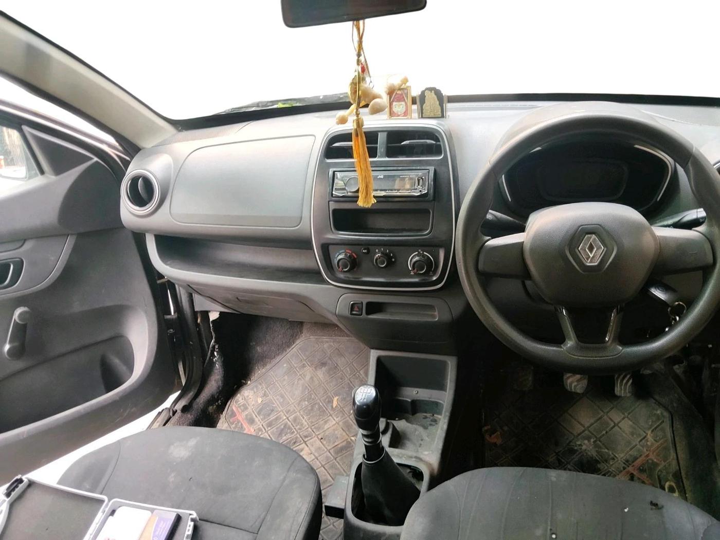 2016 Renault Kwid RXL, Petrol, Manual, 84,000 km, interior
