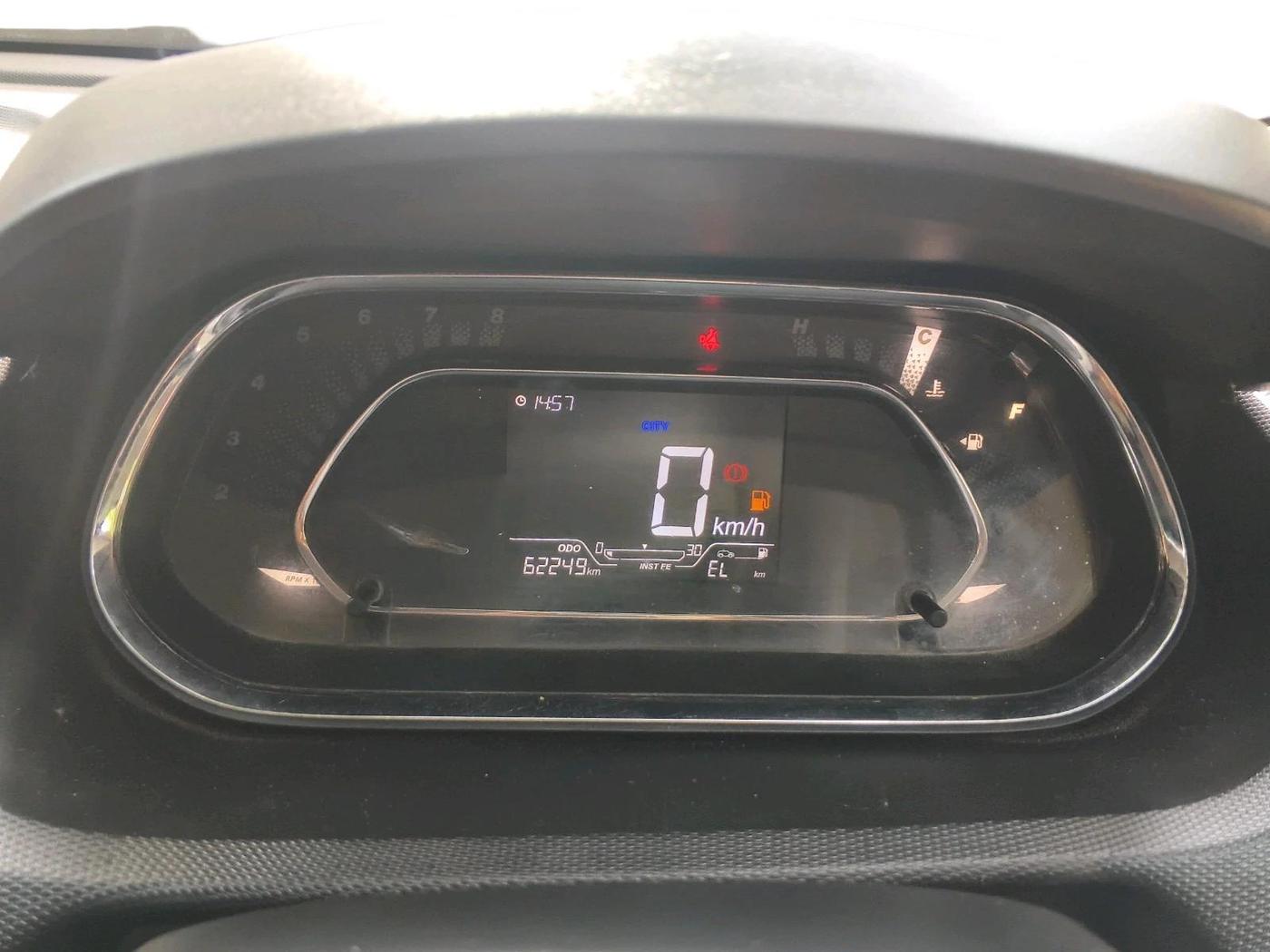 2019 Tata Tiago XZ PLUS PETROL, Petrol, Manual, 63,016 km, interior