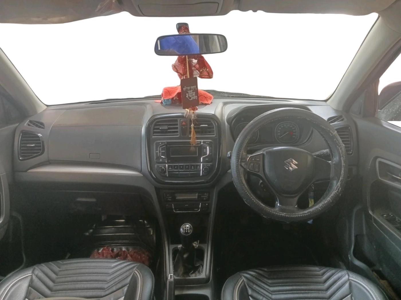 2016 Maruti Vitara Brezza ZDI, Diesel, Manual, 66,130 km, interior