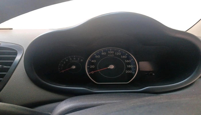 2011 Hyundai i10 MAGNA 1.2, CNG, Manual, 95,000 km, interior