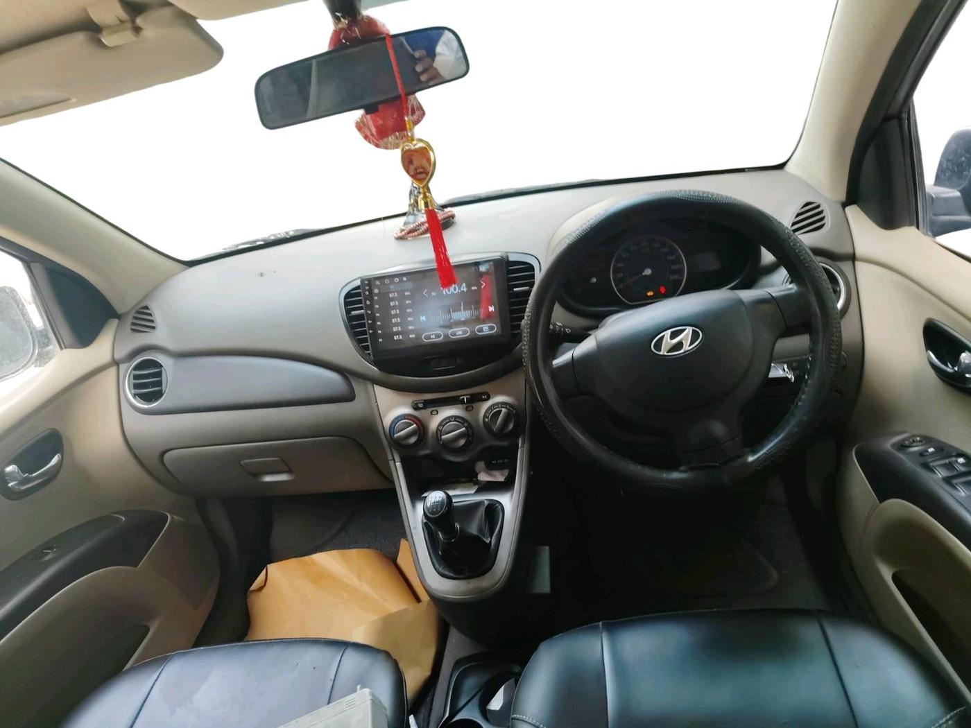 2012 Hyundai i10 SPORTZ 1.2, Petrol, Manual, 69,078 km, interior