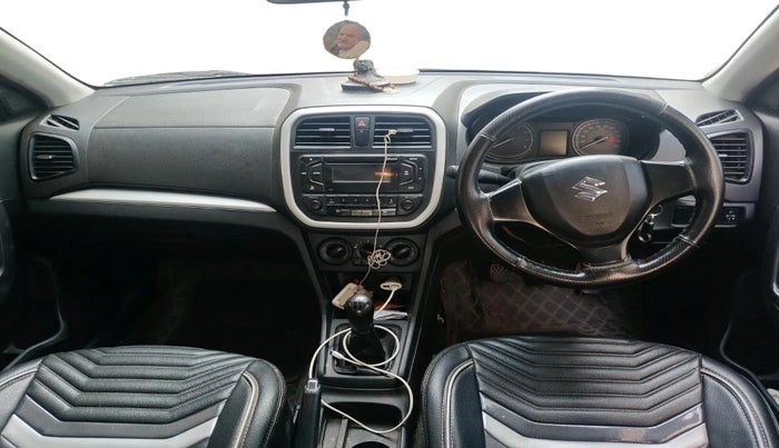 2022 Maruti Vitara Brezza LXI, Petrol, Manual, 66,812 km, interior