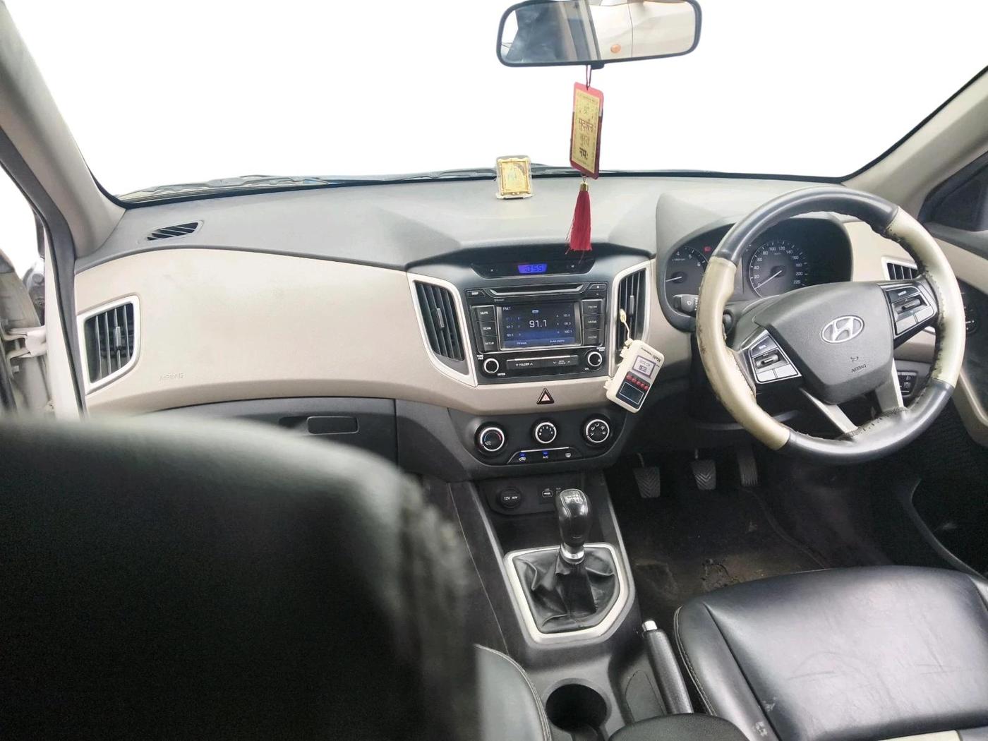 2016 Hyundai Creta S 1.6 PETROL, CNG, Manual, 96,804 km, interior