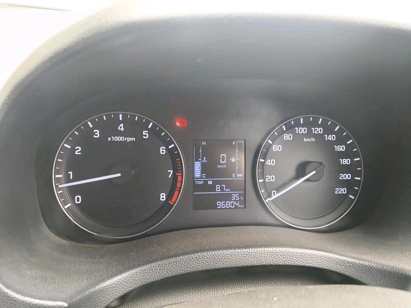 2016 Hyundai Creta S 1.6 PETROL, CNG, Manual, 96,804 km, interior