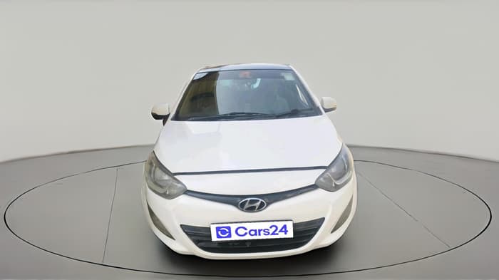 2013 Hyundai i20 SPORTZ 1.2, CNG, Manual, 1,15,354 km, exterior