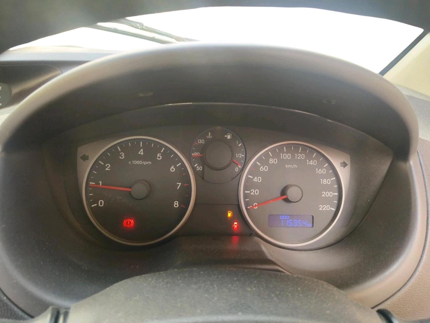 2013 Hyundai i20 SPORTZ 1.2, CNG, Manual, 1,15,354 km, interior