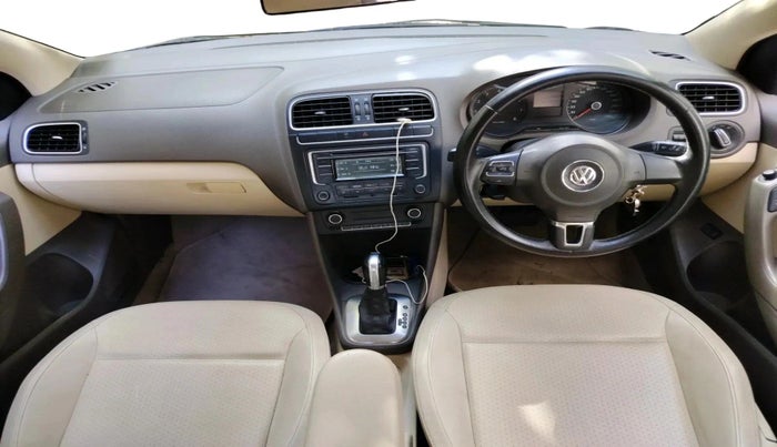 2013 Volkswagen Vento HIGHLINE PETROL AT, Petrol, Automatic, 49,740 km, interior