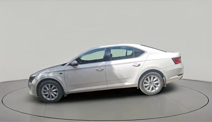 2016 Skoda Superb L&K 1.8 TSI AT, Petrol, Automatic, 1,06,435 km, exterior