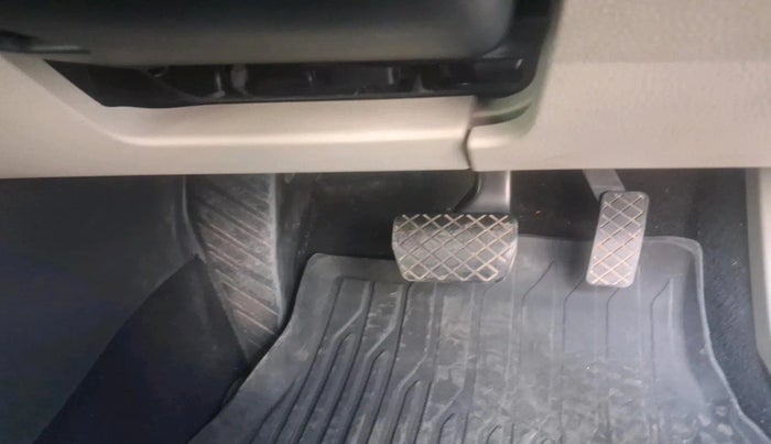 2016 Skoda Superb L&K 1.8 TSI AT, Petrol, Automatic, 1,06,435 km, interior