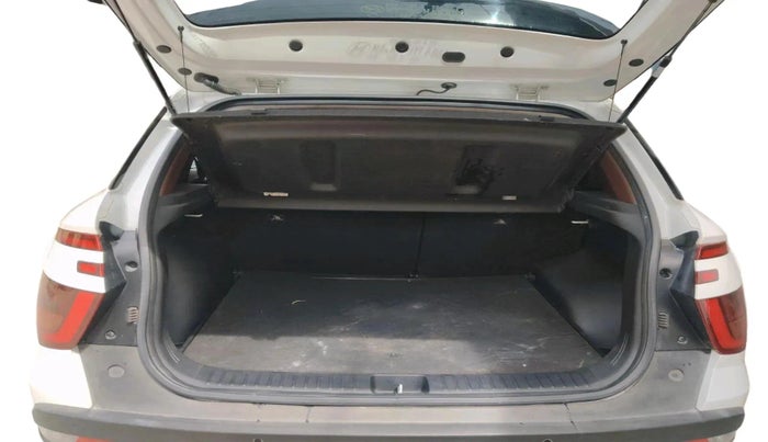2022 Hyundai Creta SX 1.5 PETROL, Petrol, Manual, 35,200 km, exterior