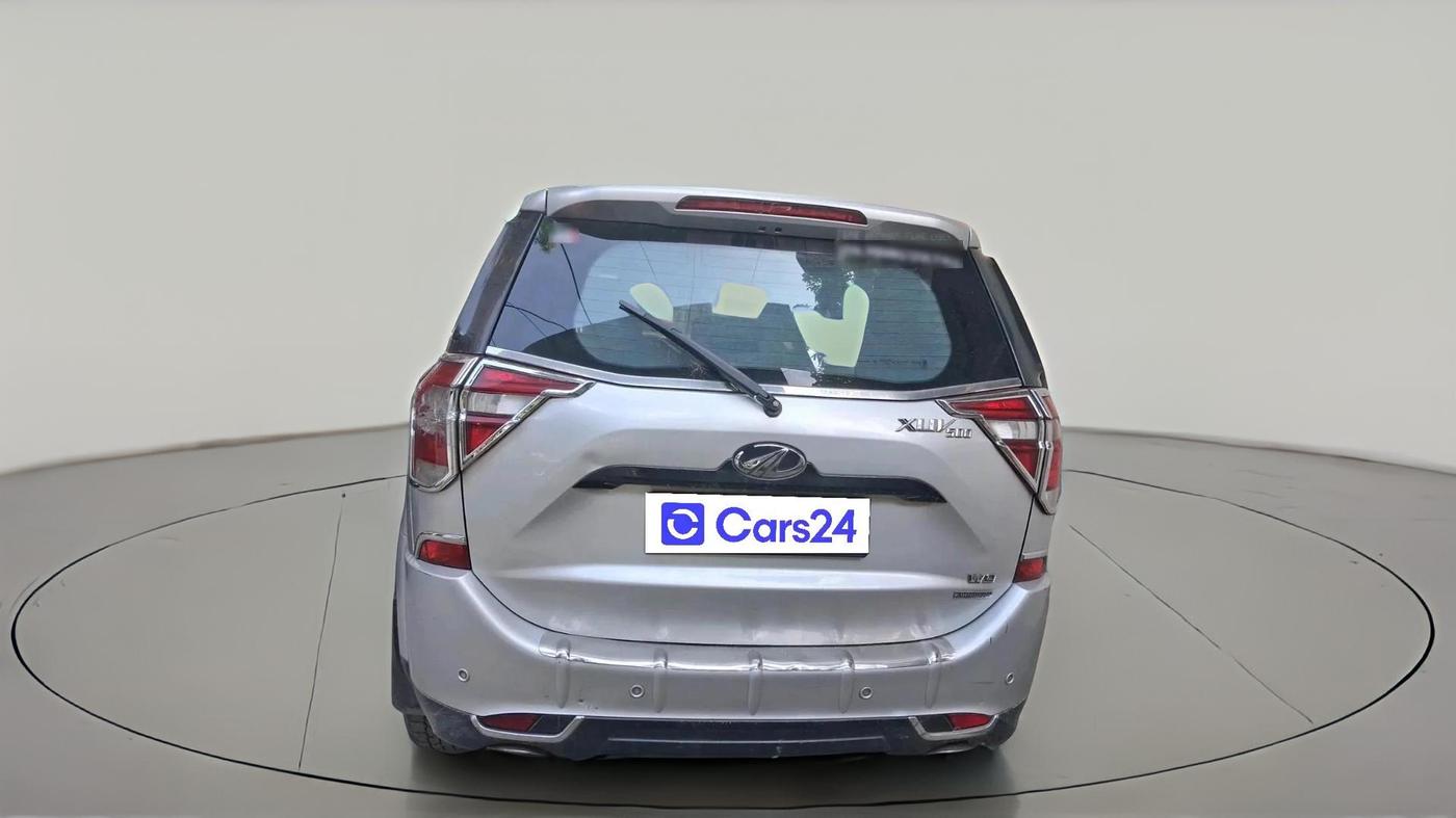 2020 Mahindra XUV500 W9 AT, Diesel, Automatic, 80,749 km, exterior