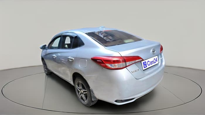 2018 Toyota YARIS J MT, CNG, Manual, 96,940 km, exterior