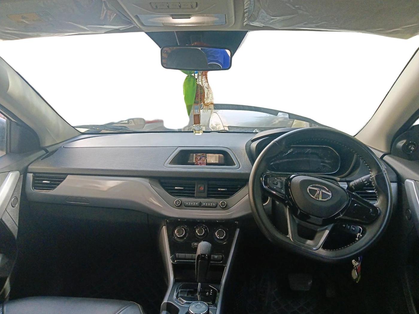 2023 Tata NEXON XMA SUNROOF PETROL, Petrol, Automatic, 12,708 km, interior