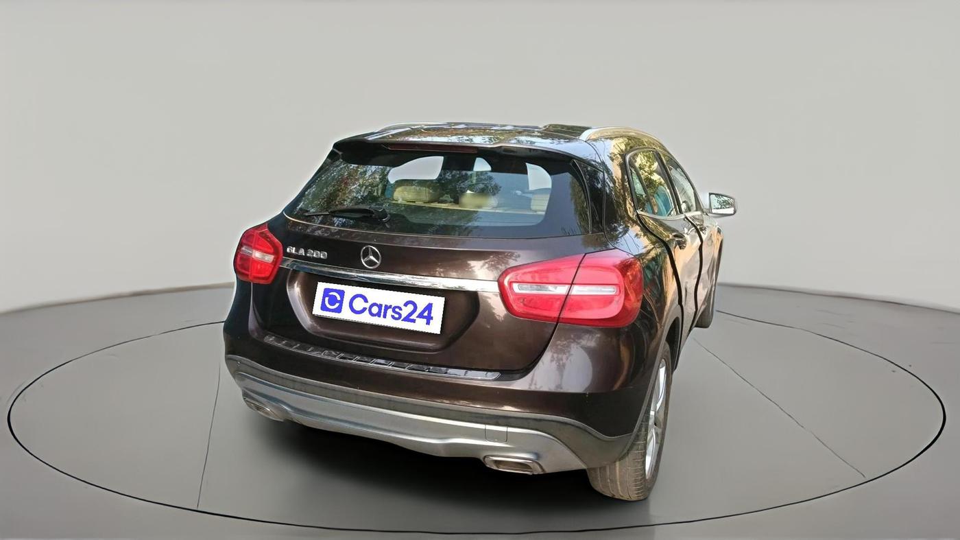 2014 Mercedes Benz C Class 200 K CLASSIC, Petrol, Automatic, 56,628 km, exterior